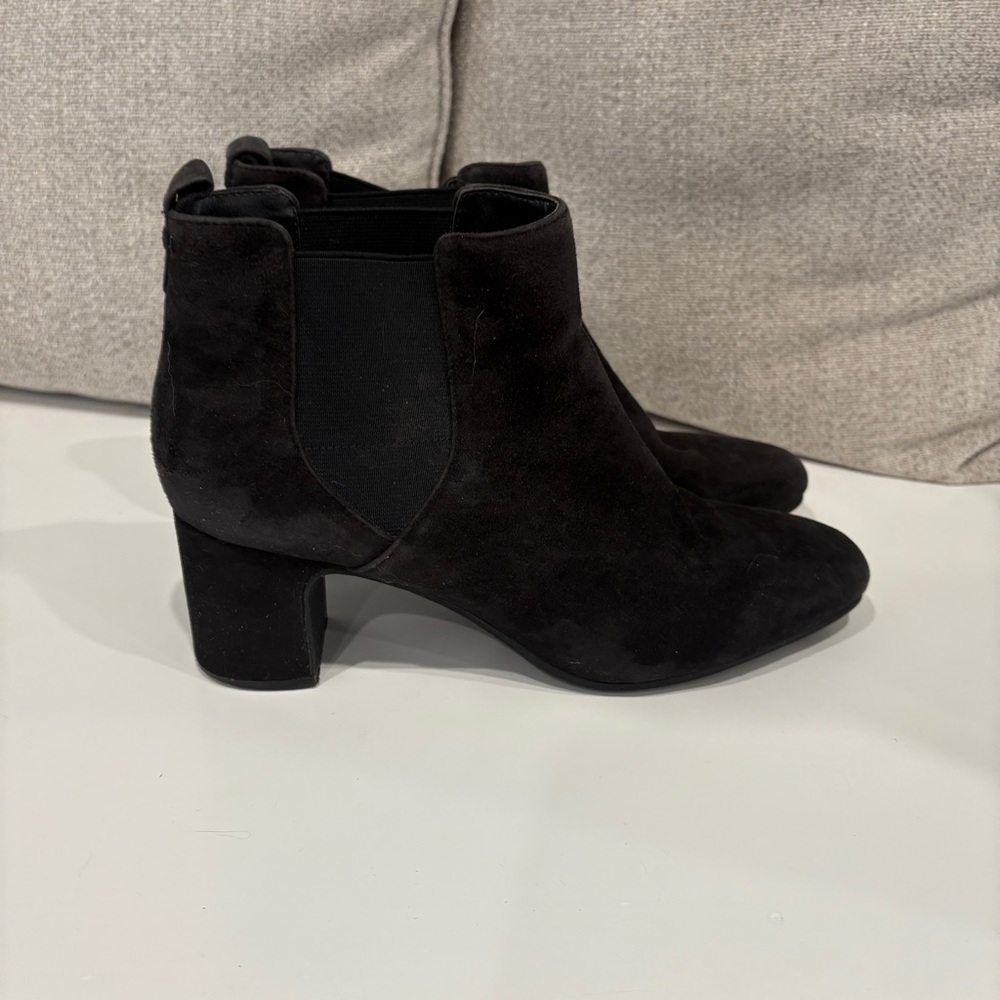 Anne Klein Black Boots 8 1/2